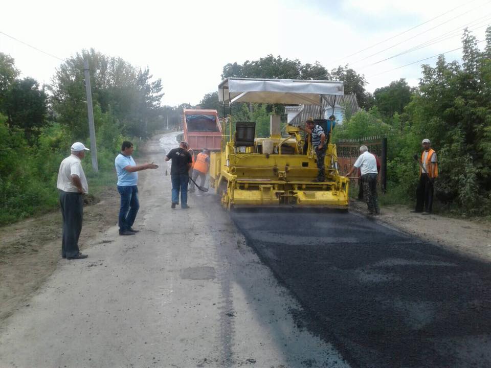 Stimaţi lucrători din domeniul construcţiilor!