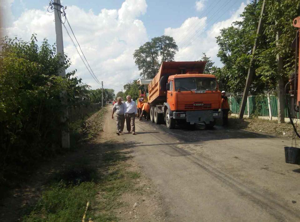 În cadrul programului „Drumuri bune pentru Moldova” sunt preconizate reparație a drumurilor!