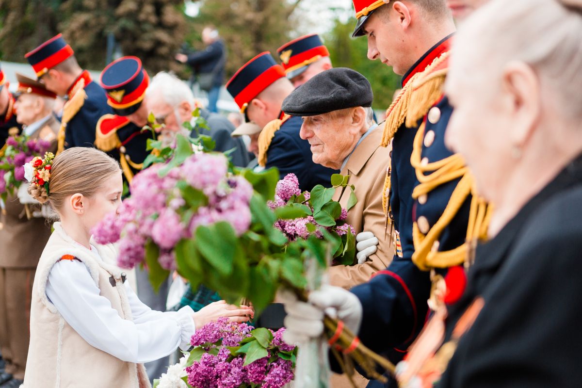 Mesajul Președintelui raionului Dondușeni, dl. Vadim LESNIC cu ocazia  ,,Zilei Victoriei și a comemorării eroilor căzuți pentru Independența Patriei,,   și a sărbătorii ,,Ziua Europei,,
